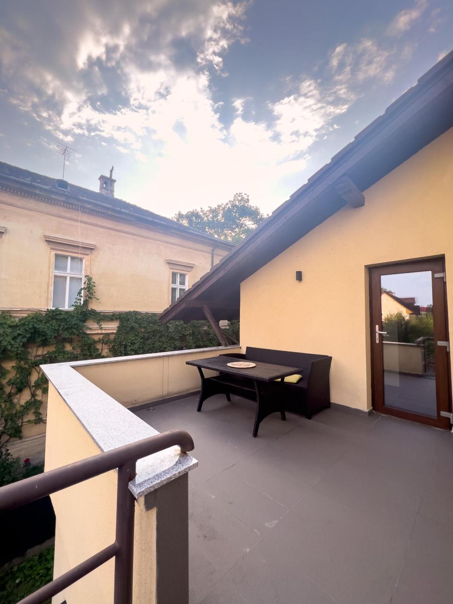 Hotel Kesletz House Sibiu Exterior foto